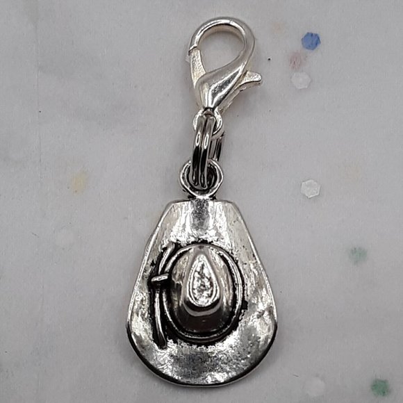 Rick Grimes Cowboy Hat Zipper Pull Walking Dead Zombies Undead Post-Apocalyptic - Picture 1 of 5